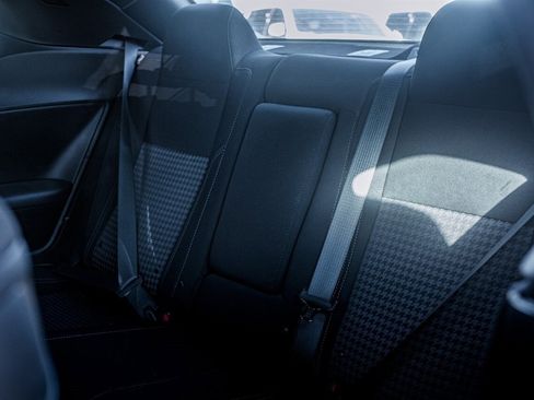 Used 2023 Dodge Challenger SXT image 28