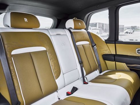 Used 2026 Rolls-Royce Cullinan Black Badge AWD/4WD image 51