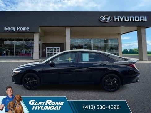 Certified 2026 Hyundai Elantra Sport FWD image 5