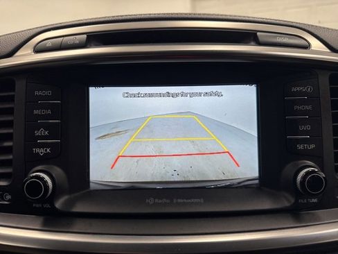 Used 2017 Kia Sorento EX w/ EX V6 Premium Package image 17