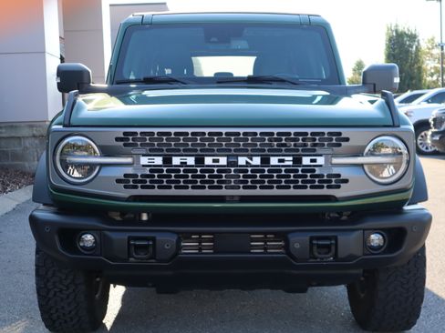 Used 2023 Ford Bronco Badlands AWD/4WD image 4