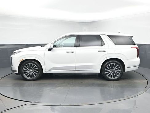 Used 2023 Hyundai Palisade Calligraphy w/ Cargo Package image 5