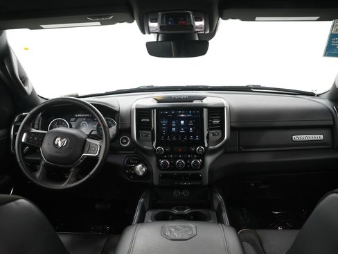 Used 2024 RAM 1500 Laramie AWD/4WD image 15