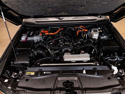 Used 2024 Toyota Land Cruiser 1958 image 29