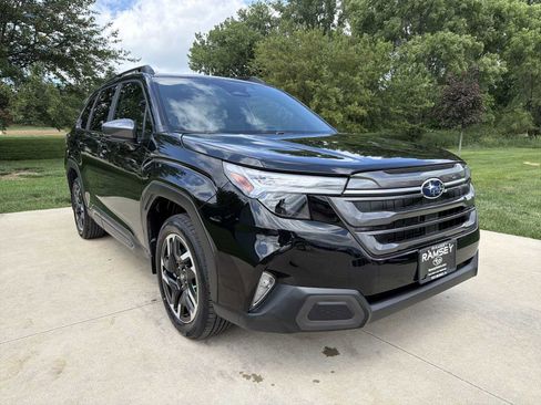Used 2026 Subaru Forester Limited AWD/4WD image 8