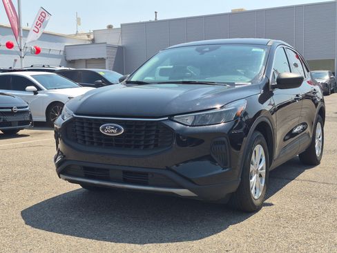 Used 2023 Ford Escape Active AWD/4WD image 10