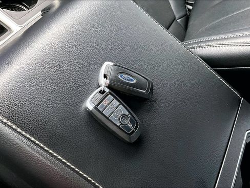 Used 2019 Ford F150 Lariat AWD/4WD image 35