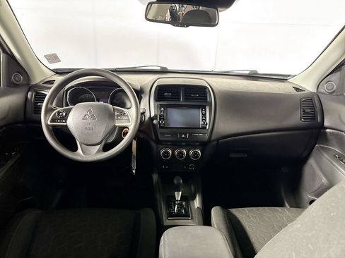 Used 2024 Mitsubishi Outlander Sport ES AWD/4WD image 12