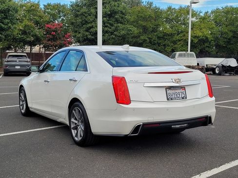 Used 2018 Cadillac CTS Luxury RWD image 8