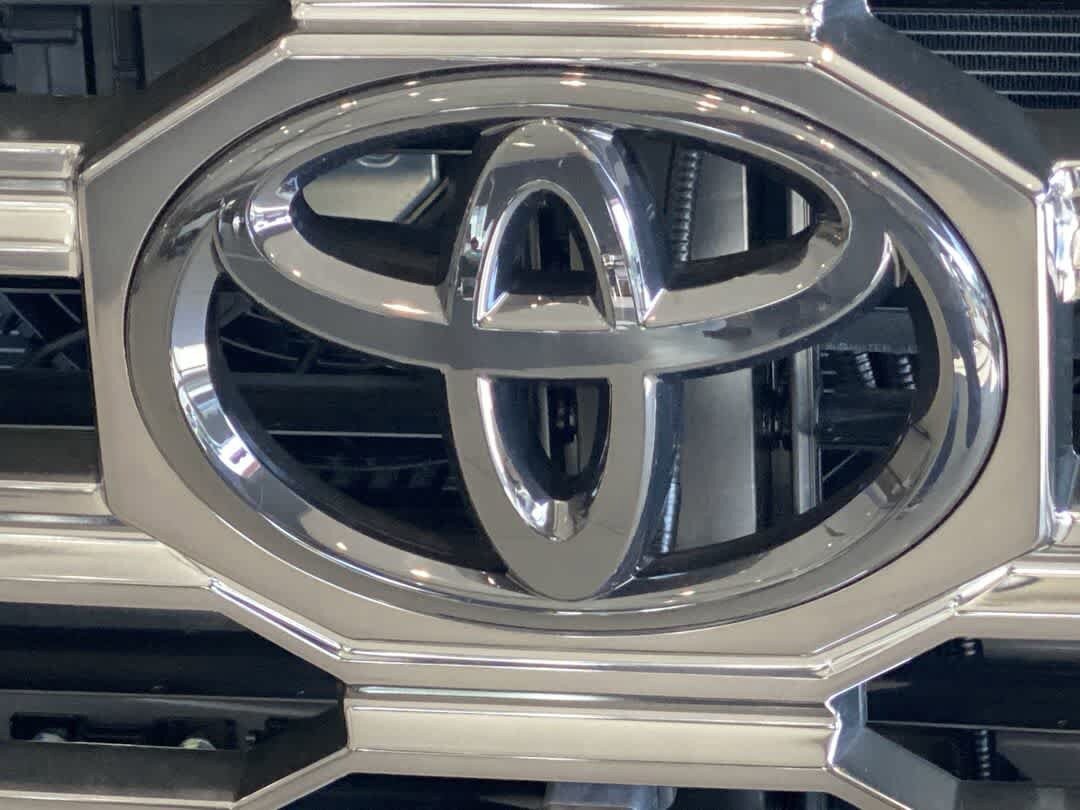 New 2026 Toyota Sequoia Platinum w/ TRD Off-Road Package AWD/4WD image 10