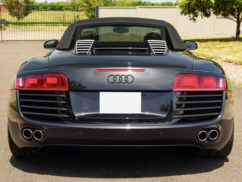 Used 2011 Audi R8 V8 AWD/4WD image 21