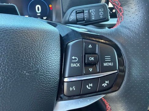 Used 2025 Ford Explorer ST-Line w/ ST-Line Street Pack image 15