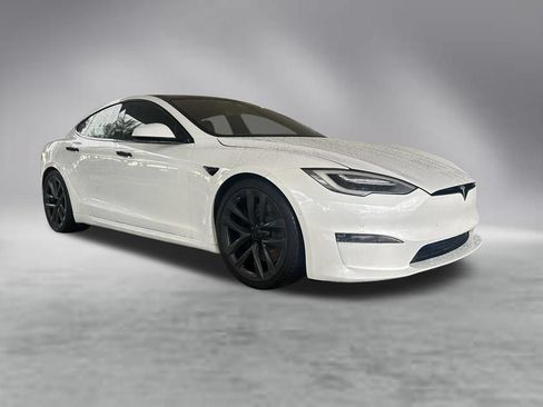 Used 2021 Tesla Model S Plaid AWD/4WD image 2