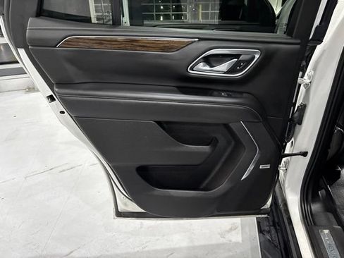 Certified 2021 Chevrolet Tahoe Premier w/ Premium Package AWD/4WD image 16