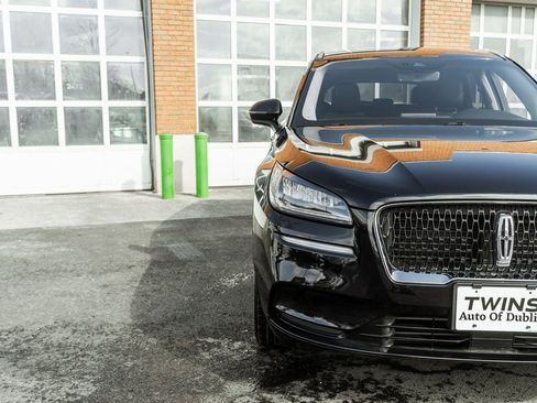 Used 2022 Lincoln Corsair Reserve image 37