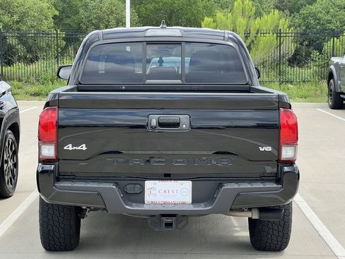 Used 2023 Toyota Tacoma SR AWD/4WD image 6