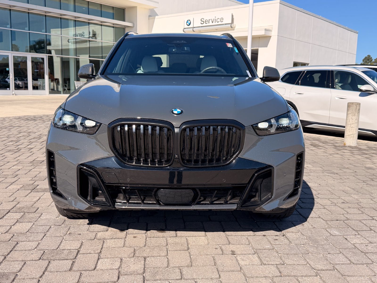 Used 2026 BMW X5 xDrive40i w/ M Sport Package AWD/4WD image 6