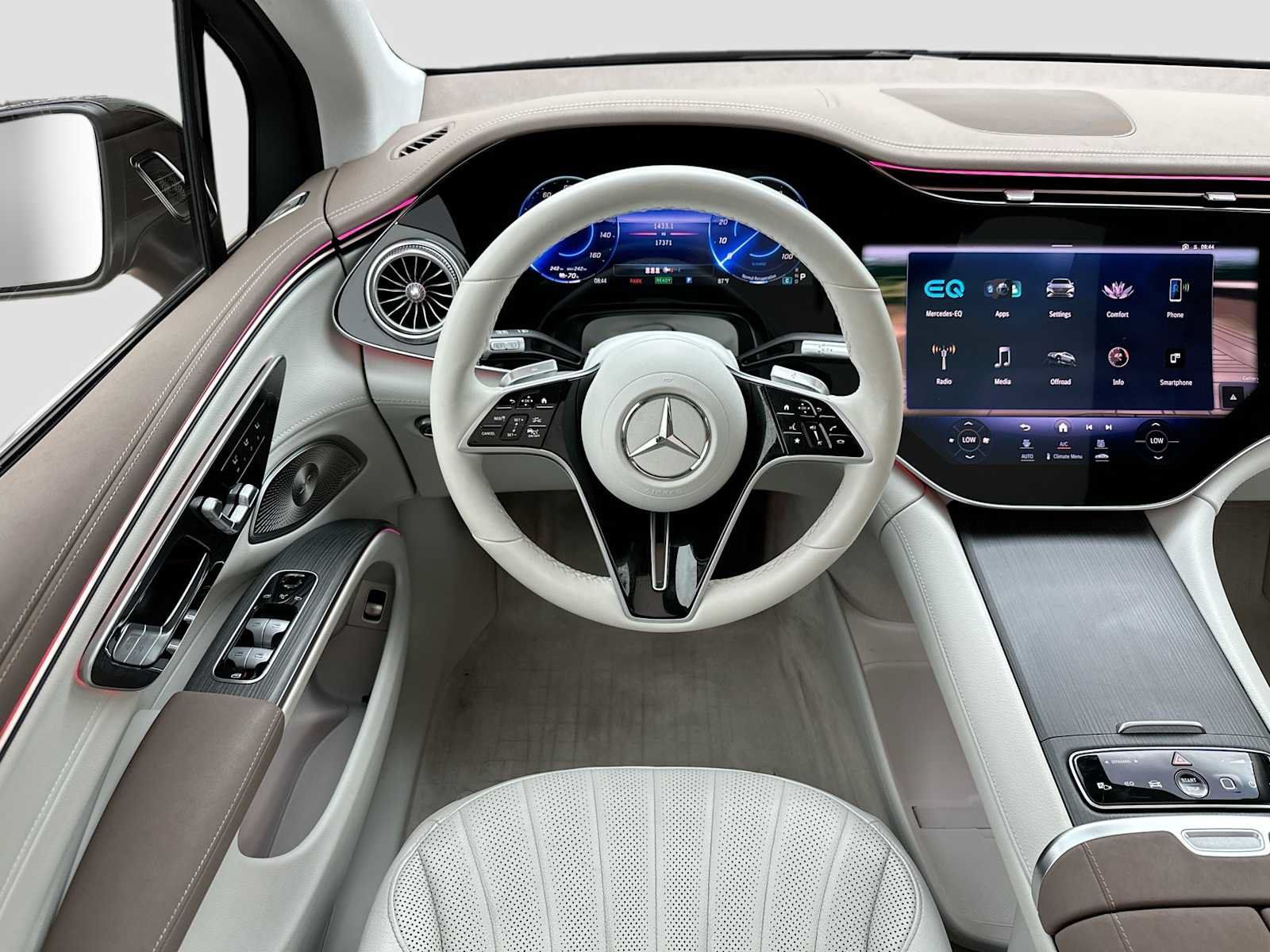 Used 2023 Mercedes-Benz EQS 580 4MATIC SUV image 24
