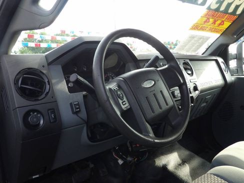 Used 2012 Ford F250 XL w/ XL Value Pkg AWD/4WD image 6