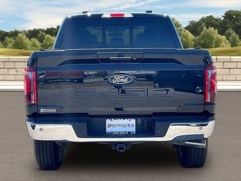 Used 2024 Ford F150 Lariat w/ FX4 Off-Road Package AWD/4WD image 4