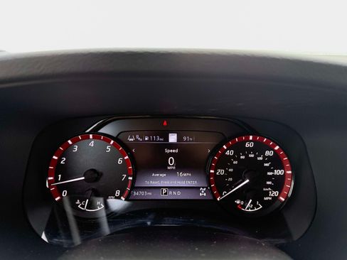 Used 2022 Nissan Frontier PRO-4X w/ Pro-4X Premium Package AWD/4WD image 16