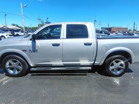 Used 2013 RAM 1500 Express AWD/4WD image 7