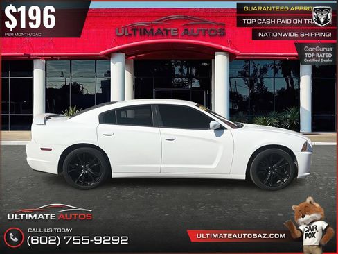 Used 2014 Dodge Charger SE RWD image 8
