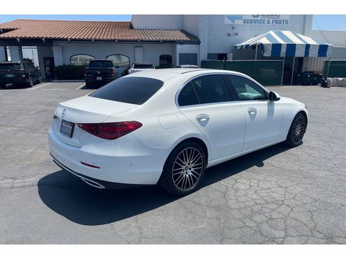Used 2023 Mercedes-Benz C 300 Sedan image 5