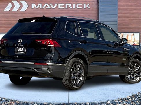 Used 2022 Volkswagen Tiguan SE image 5