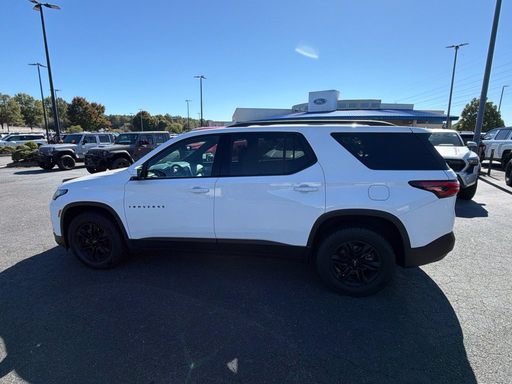Used 2023 Chevrolet Traverse LT w/ Midnight/Sport Edition AWD/4WD image 24