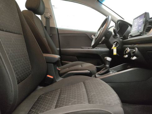 Used 2021 Kia Rio S FWD image 21