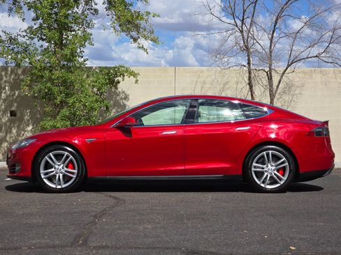 Used 2016 Tesla Model S P90D AWD/4WD image 7