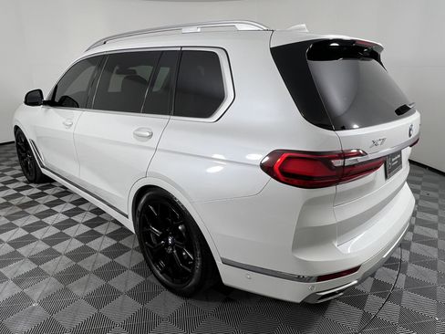 Used 2020 BMW X7 xDrive40i w/ Premium Package image 9