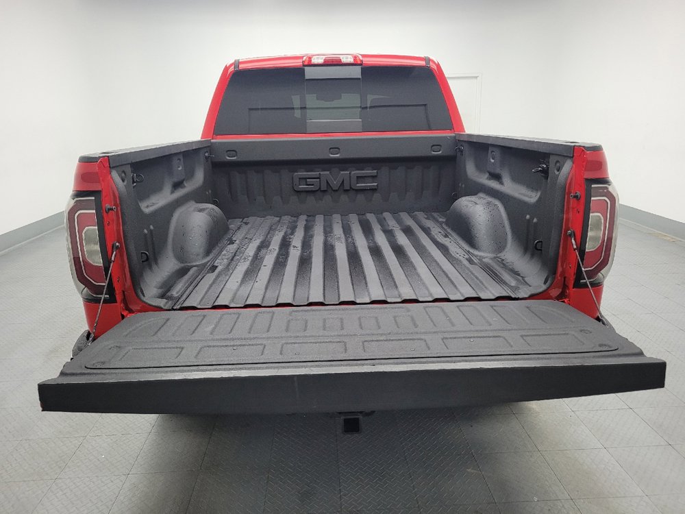 Used 2018 GMC Sierra 1500 SLT w/ SLT Preferred Package AWD/4WD image 29