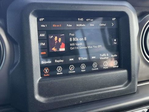 Used 2020 Jeep Gladiator Sport w/ Quick Order Package 24S image 28