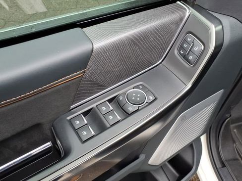 Used 2021 Ford F150 Platinum w/ Equipment Group 701A High image 18