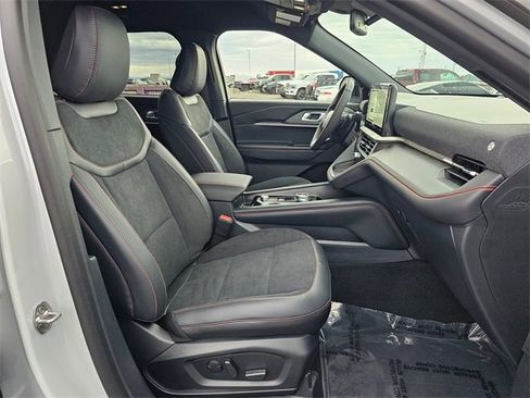 New 2026 Ford Explorer ST image 15