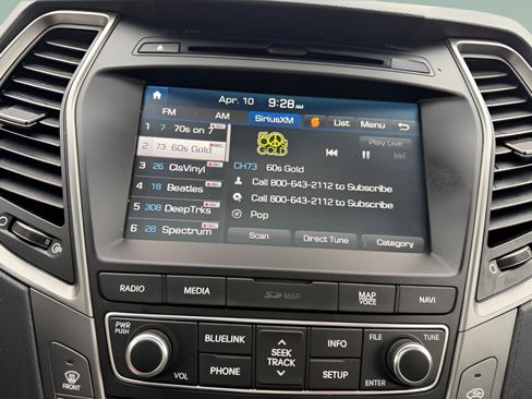 Used 2018 Hyundai Santa Fe Sport image 16