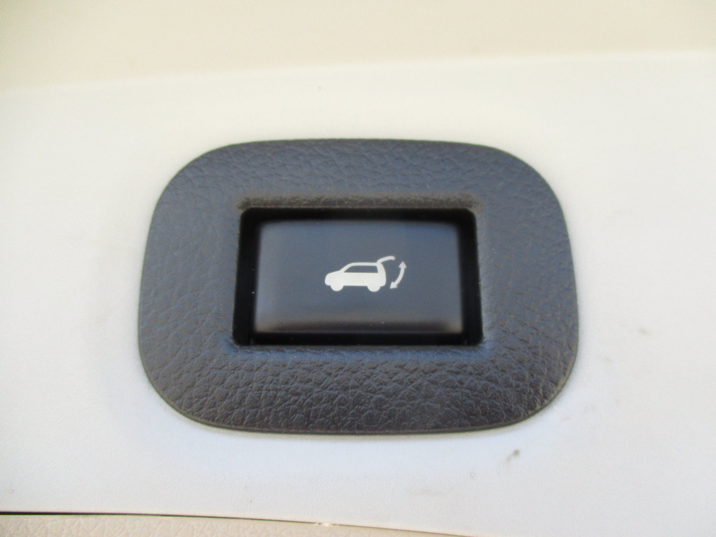 Used 2020 Nissan Rogue SL w/ Premium Package AWD/4WD image 39