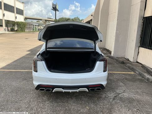 Used 2023 Cadillac CT5 V w/ Premium Package RWD image 9