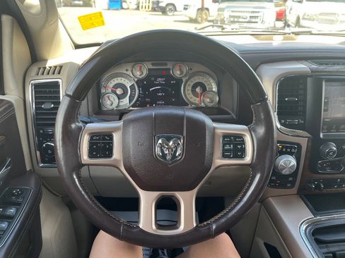 Used 2016 RAM 1500 Laramie Longhorn w/ Convenience Group AWD/4WD image 18