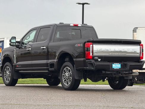 Certified 2025 Ford F350 Platinum w/ Platinum Plus Package AWD/4WD image 6