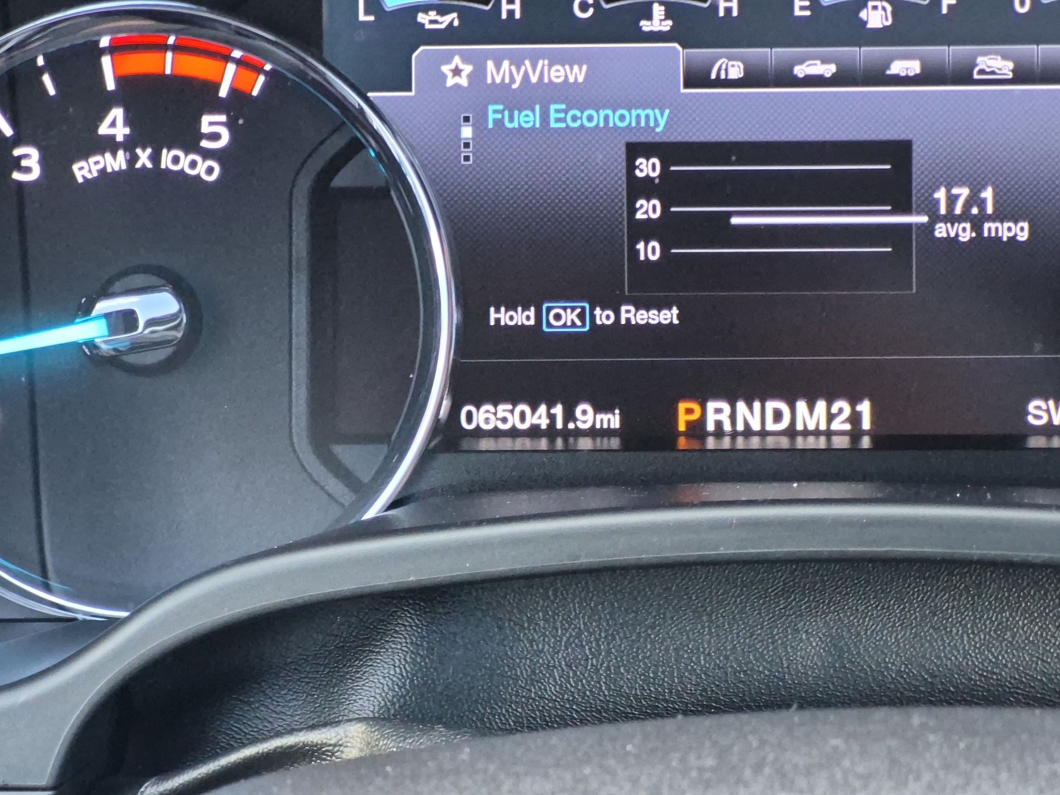 Used 2019 Ford F350 Platinum w/ Platinum Ultimate Package AWD/4WD image 24