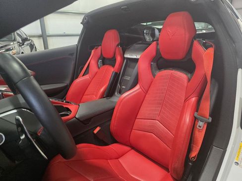 Used 2023 Chevrolet Corvette Stingray Preferred Cpe w/ Z51 Performance Package RWD image 17