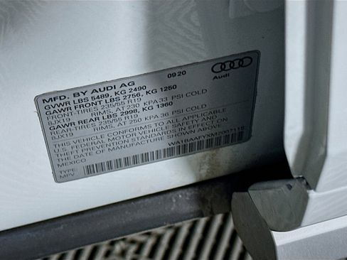 Used 2021 Audi Q5 Premium Plus w/ Premium Plus Package image 12