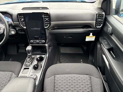 New 2025 Ford Ranger XLT w/ Equipment Group 301A High AWD/4WD image 30