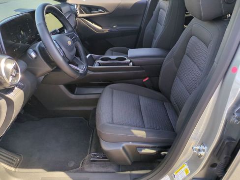 Used 2025 Chevrolet Equinox LT AWD/4WD image 19