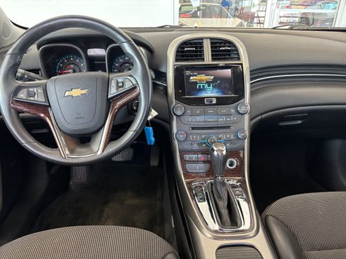 Used 2013 Chevrolet Malibu LT FWD image 3