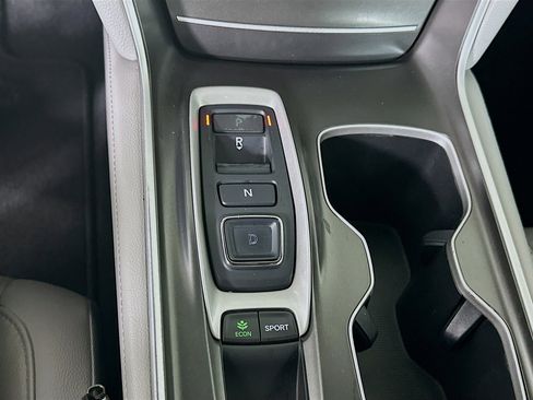 Used 2019 Honda Accord Touring image 25