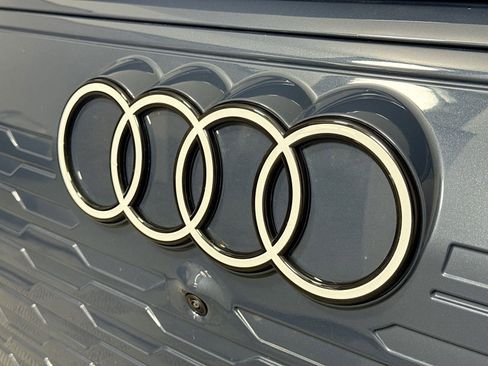 Certified 2025 Audi Q6 e-tron Premium Plus w/ Premium Plus image 29